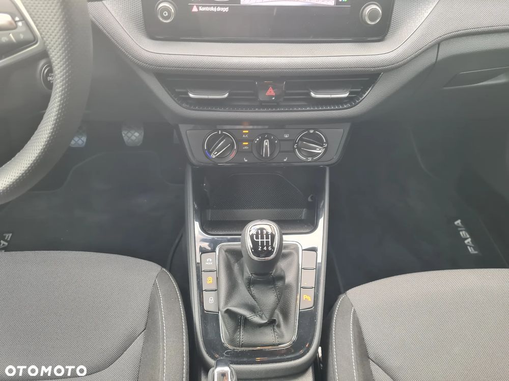 Skoda Fabia 1.0 TSI Drive - 17