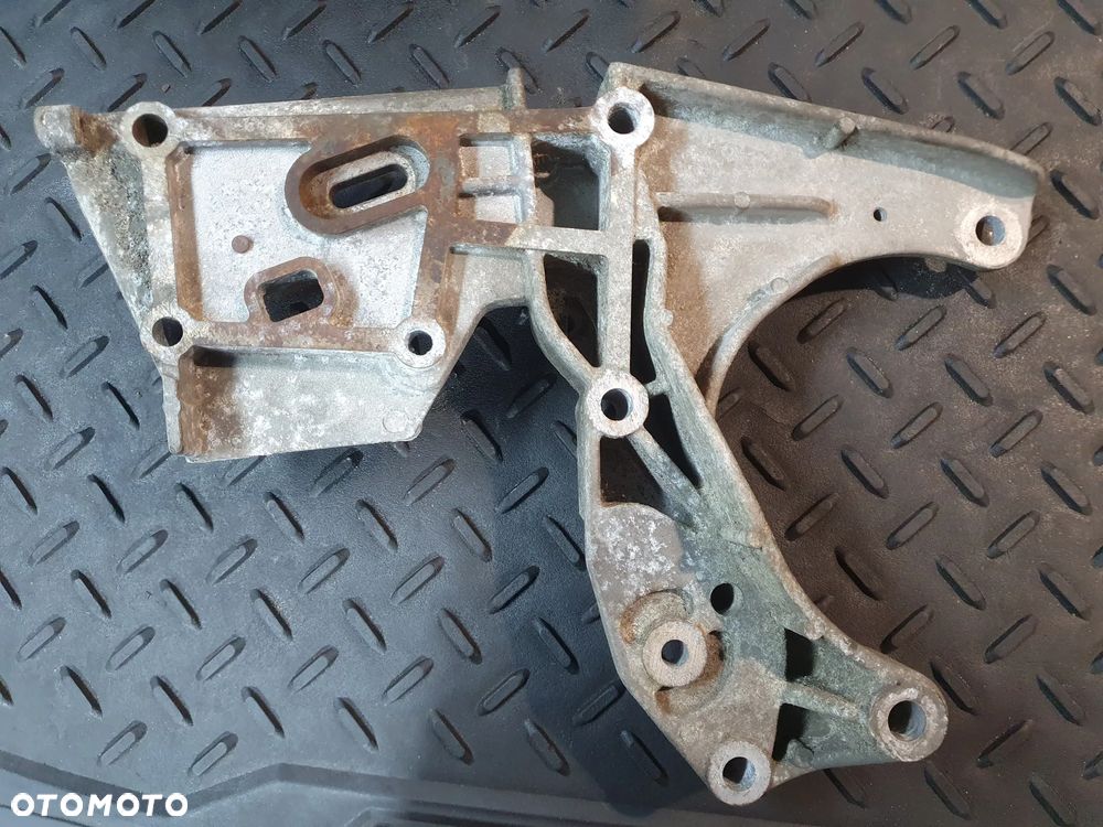 ŁAPA SILNIKA 1.9 JTD STILO BRAVO 2 147 159 DOBLO 55180836 - 2