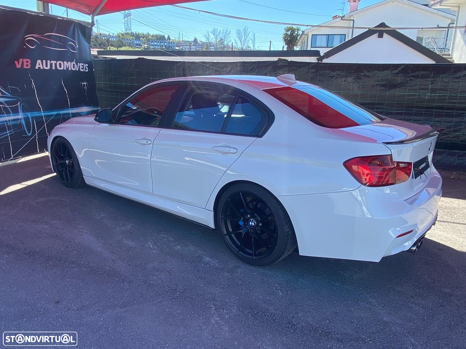 BMW 320 d Line Sport - 13