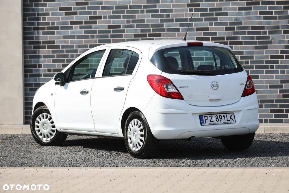 Opel Corsa - 8
