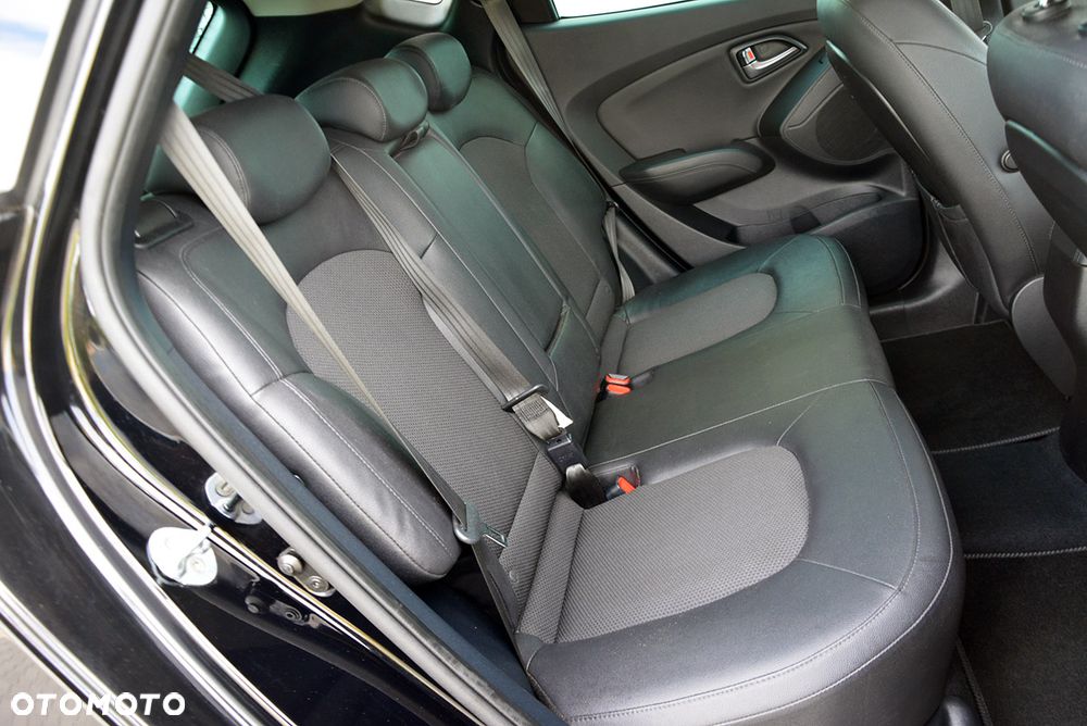 Hyundai ix35 2.0 CRDi 4WD Automatik Premium - 33
