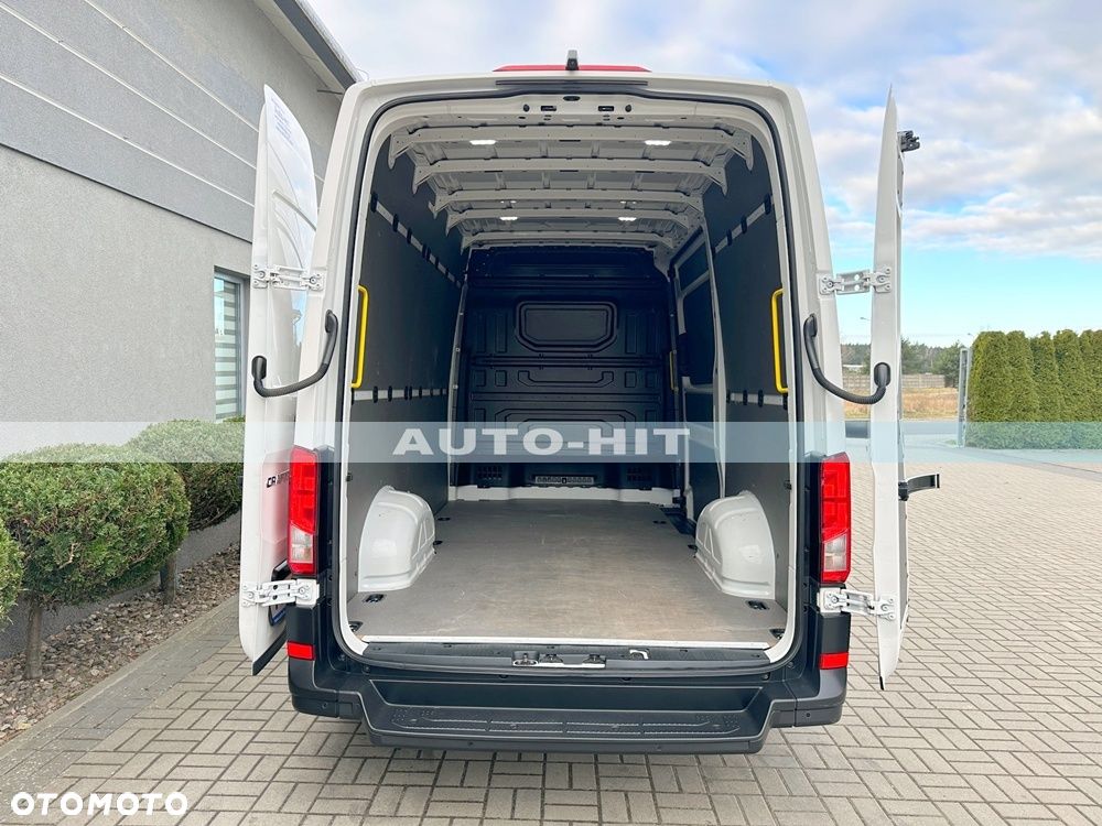Volkswagen Crafter - 13