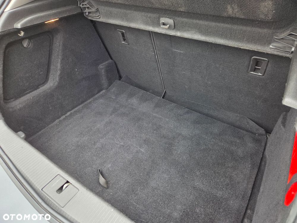 Opel Astra 1.4 Turbo Active - 24