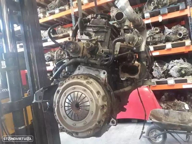 MOTOR COMPLETO AUDI A4 AVANT -AHU - 2