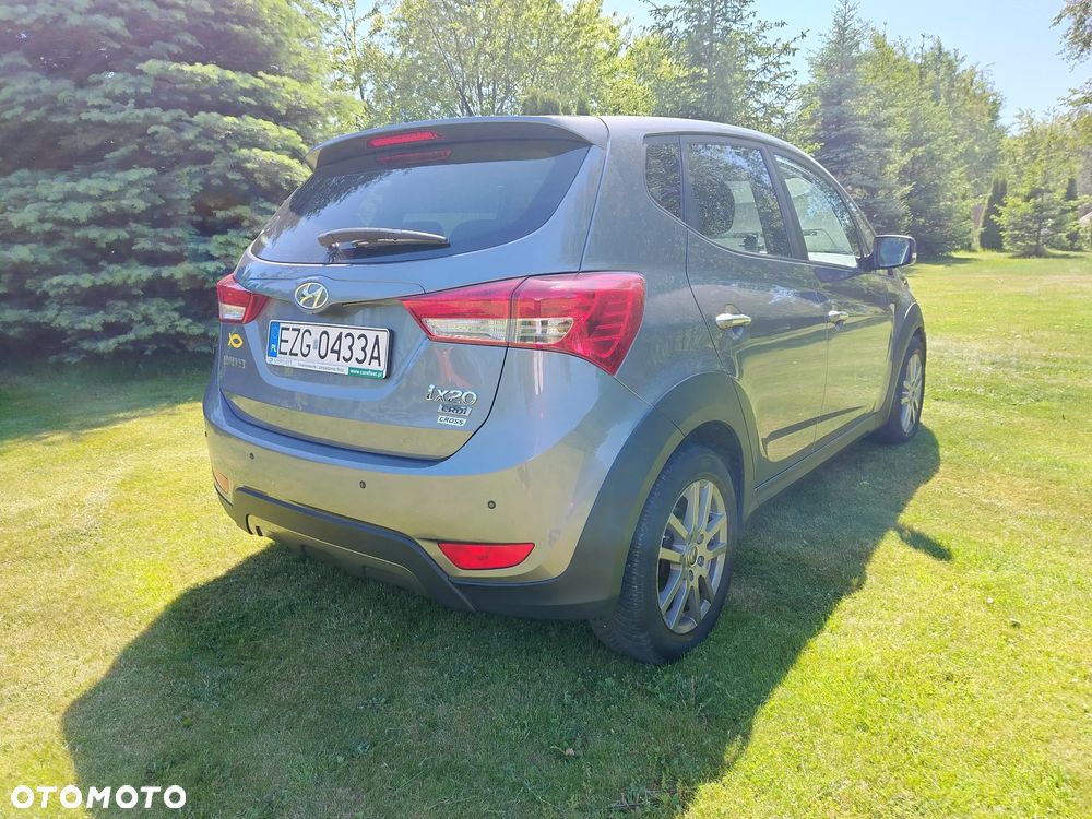 Hyundai ix20 - 3