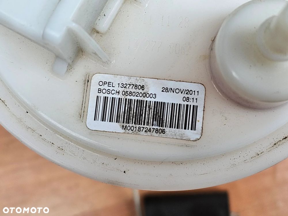 POMPKA POMPA PALIWA OPEL ZAFIRA B 1.6 TURBO CNG 13277806 0580200003 - 5