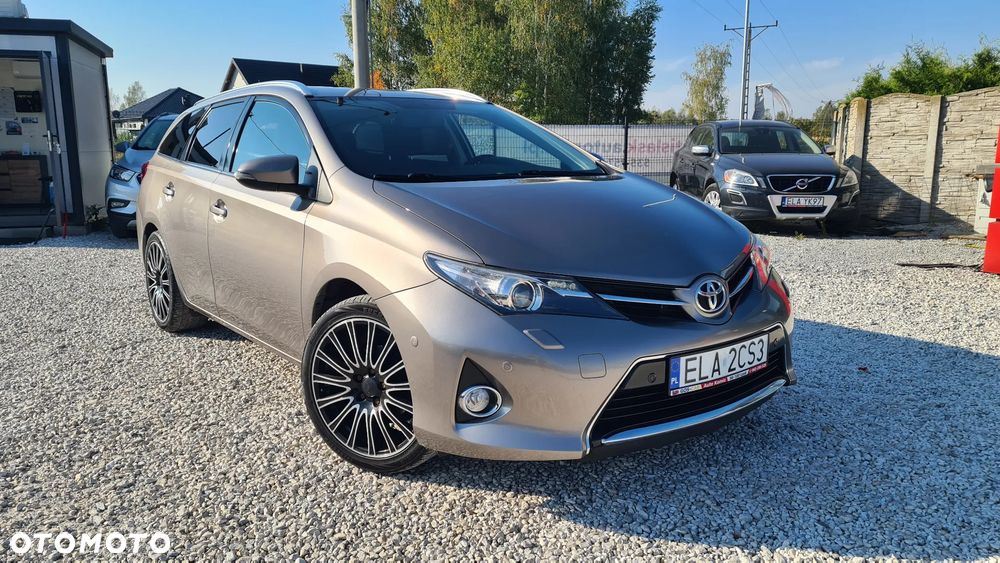 Toyota Auris 1.6 Premium Start - 6