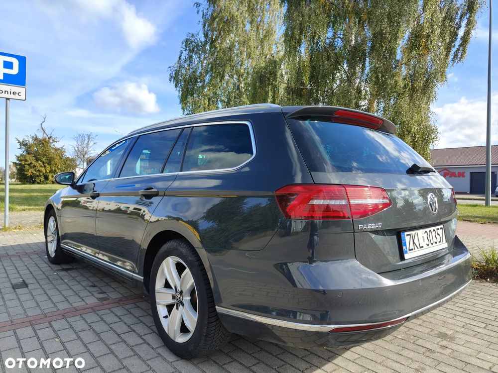 Volkswagen Passat Variant 1.6 TDI (BlueMotion Technology) DSG Comfortline - 15