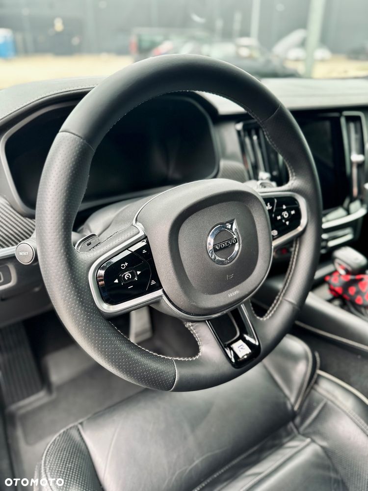 Volvo S90 D5 AWD R-Design - 27