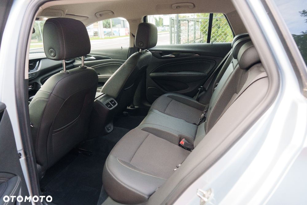 Opel Insignia 1.5 T Innovation S&S - 11
