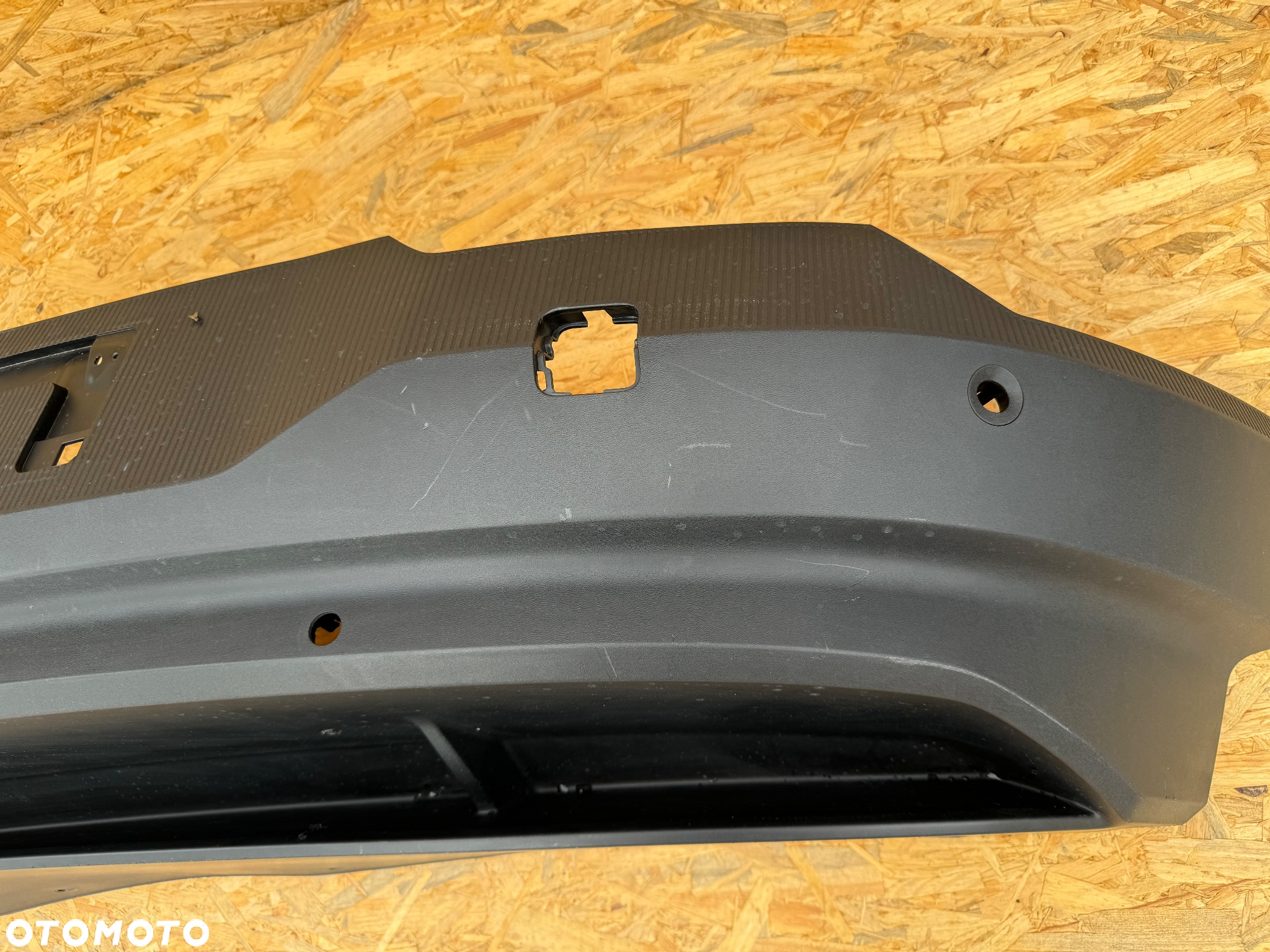 ZDERZAK TYŁ TYLNI VOLVO EX30 EX-30 DÓŁ SPOILER DYFUZOR 31345661 ORYGINAŁ - 6