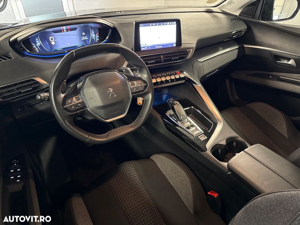 Peugeot 3008 - 12