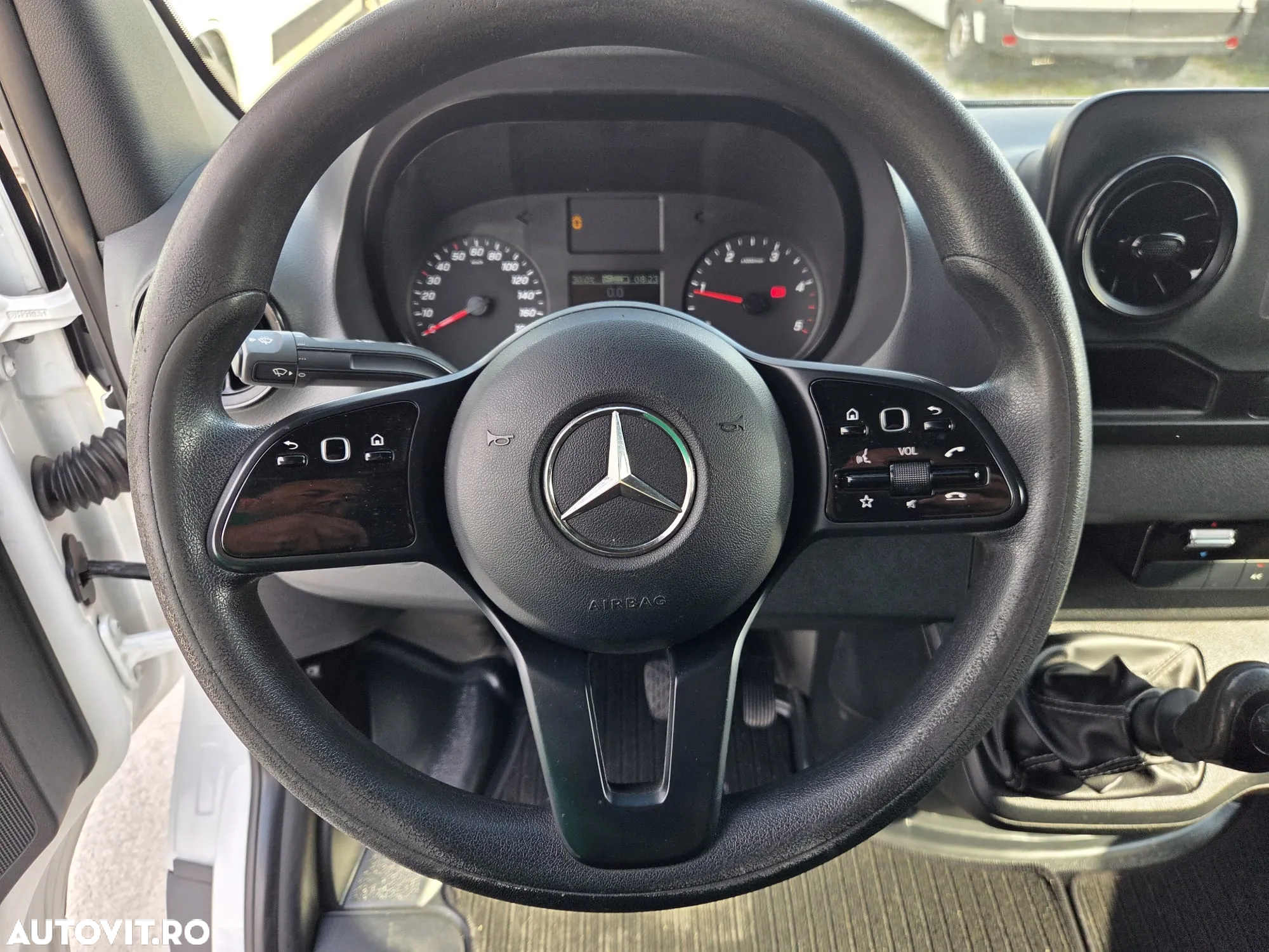 Mercedes-Benz New Sprinter L3H2 - 28