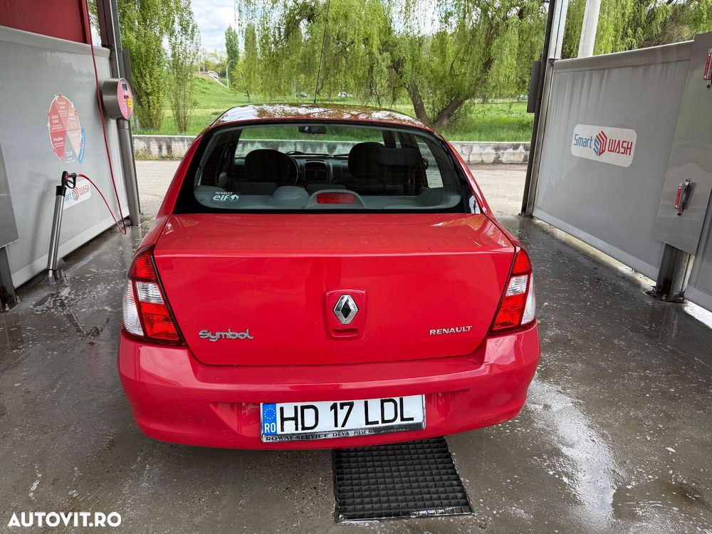 Renault Symbol - 2