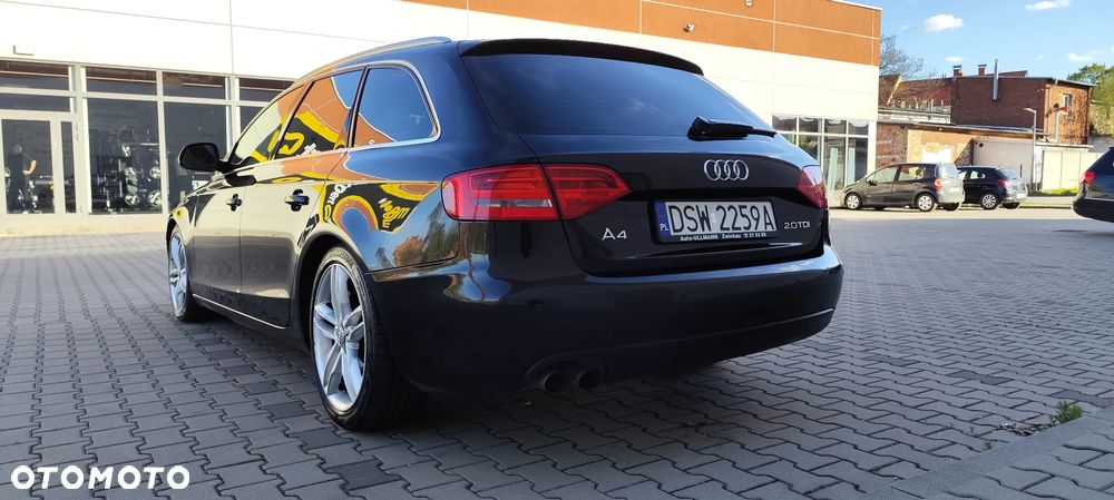 Audi A4 Avant 2.0 TDI - 6