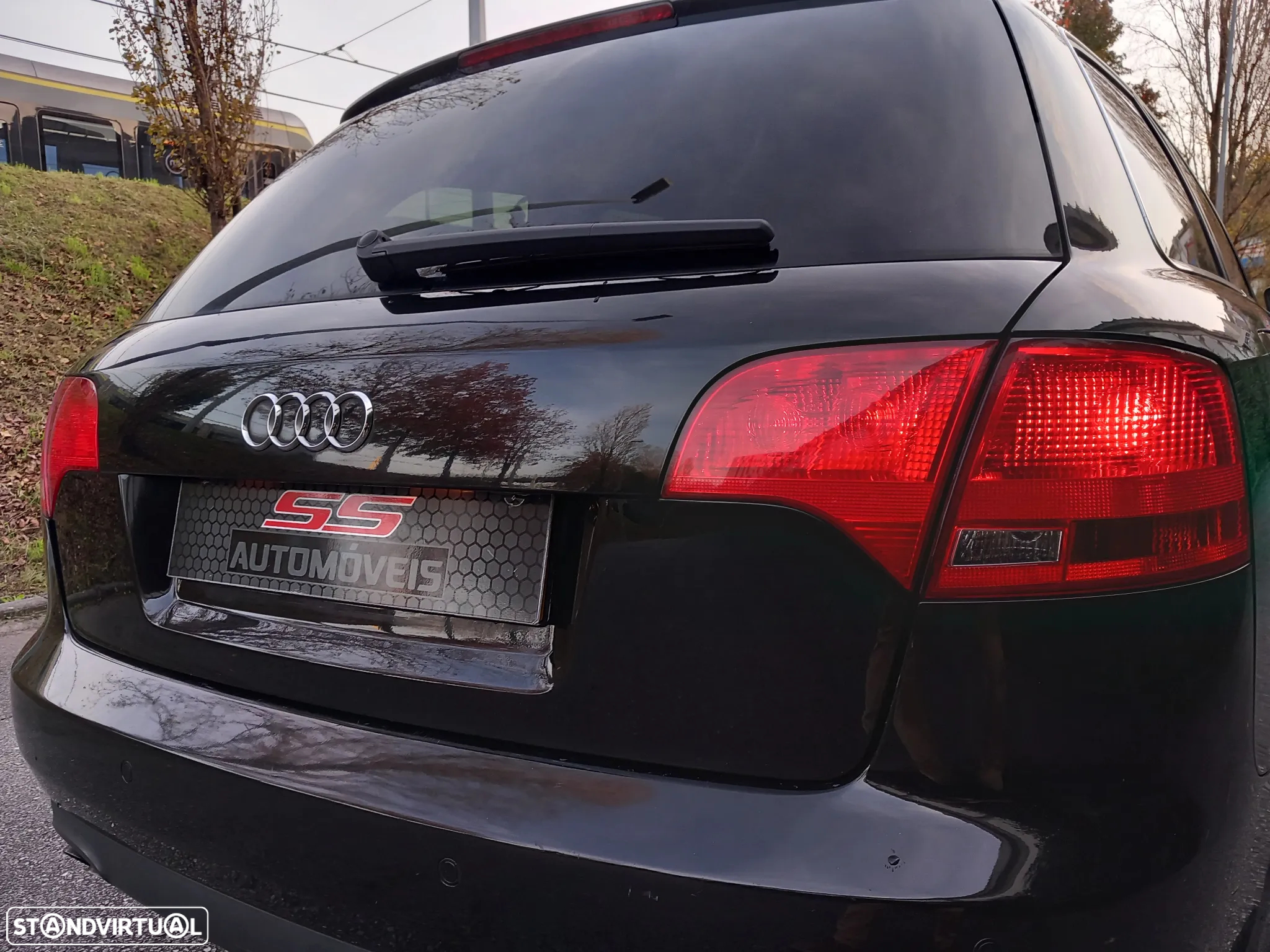 Audi A4 Avant 2.0 TDI S-line - 26