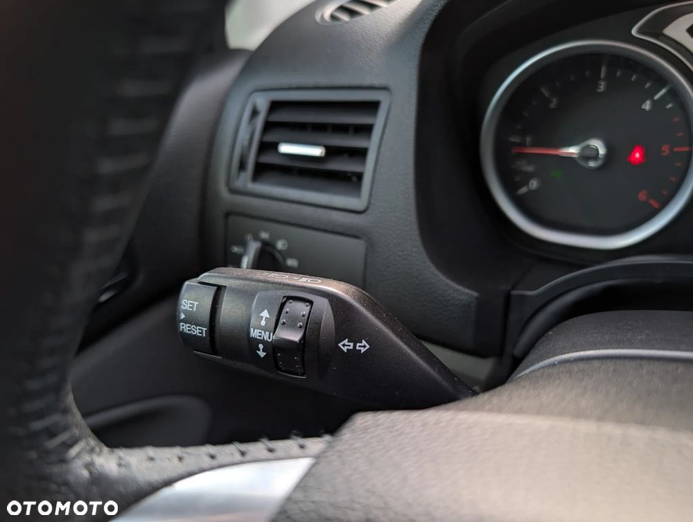 Ford Kuga 2.0 TDCi 4x4 Titanium - 25