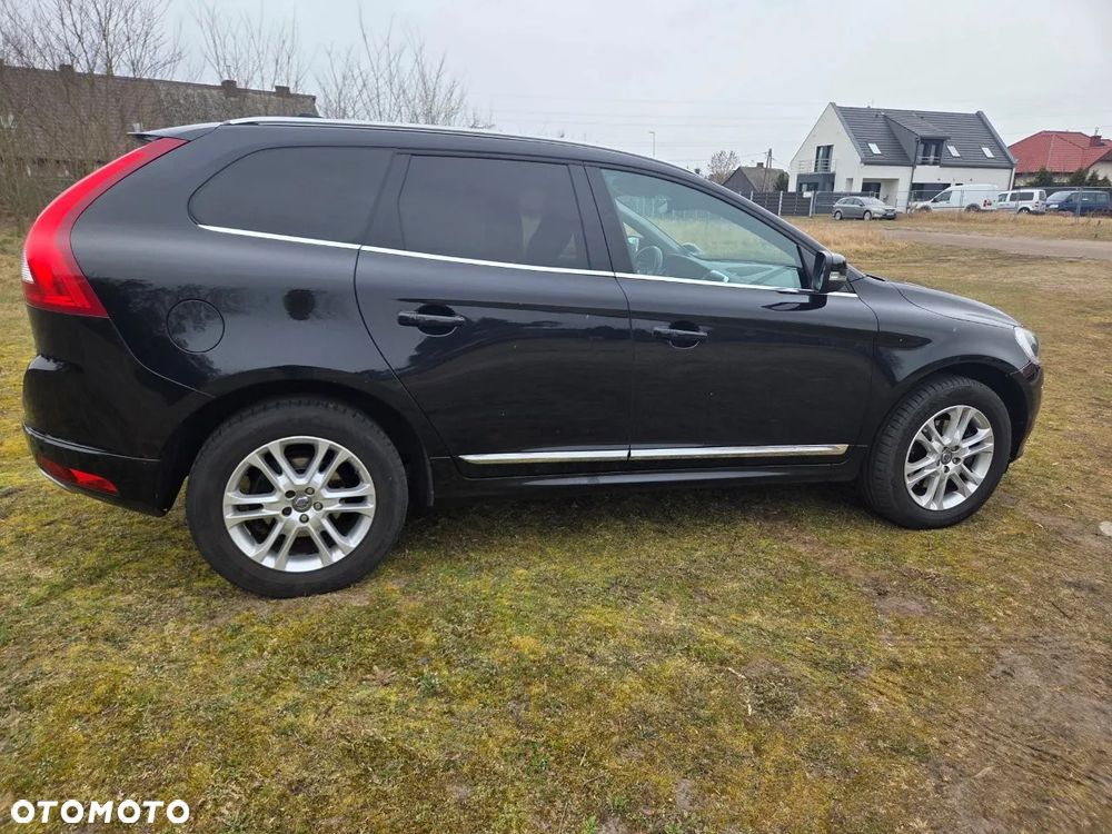 Volvo XC 60 D4 Geartronic Summum - 9