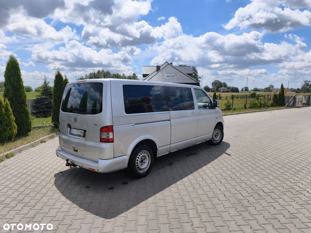 Volkswagen Caravelle - 3