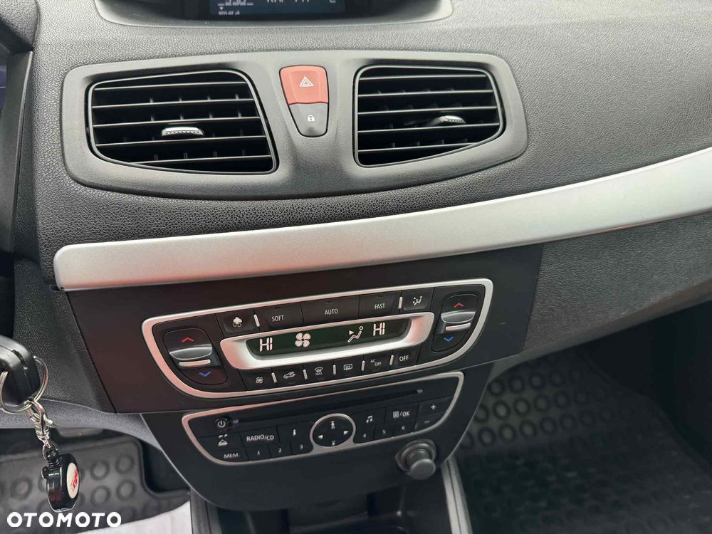 Renault Fluence 1.6 16V Expression Euro5 - 10