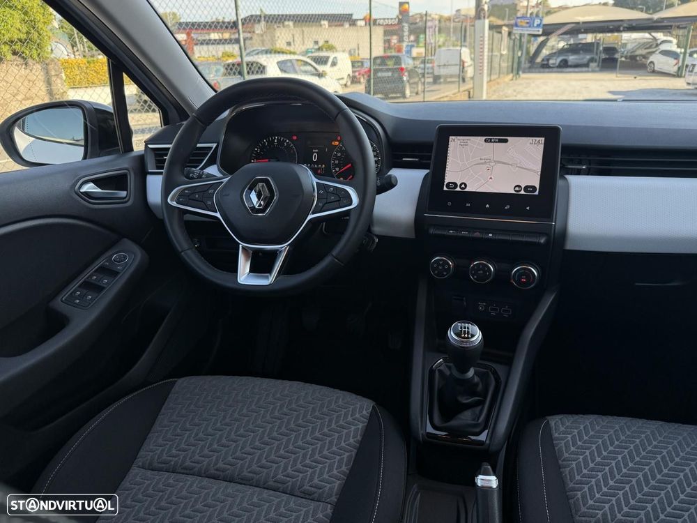 Renault Clio 1.0 TCe Evolution Bi-Fuel - 36
