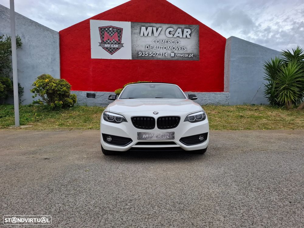 BMW 220 d Aut. Luxury Line - 2