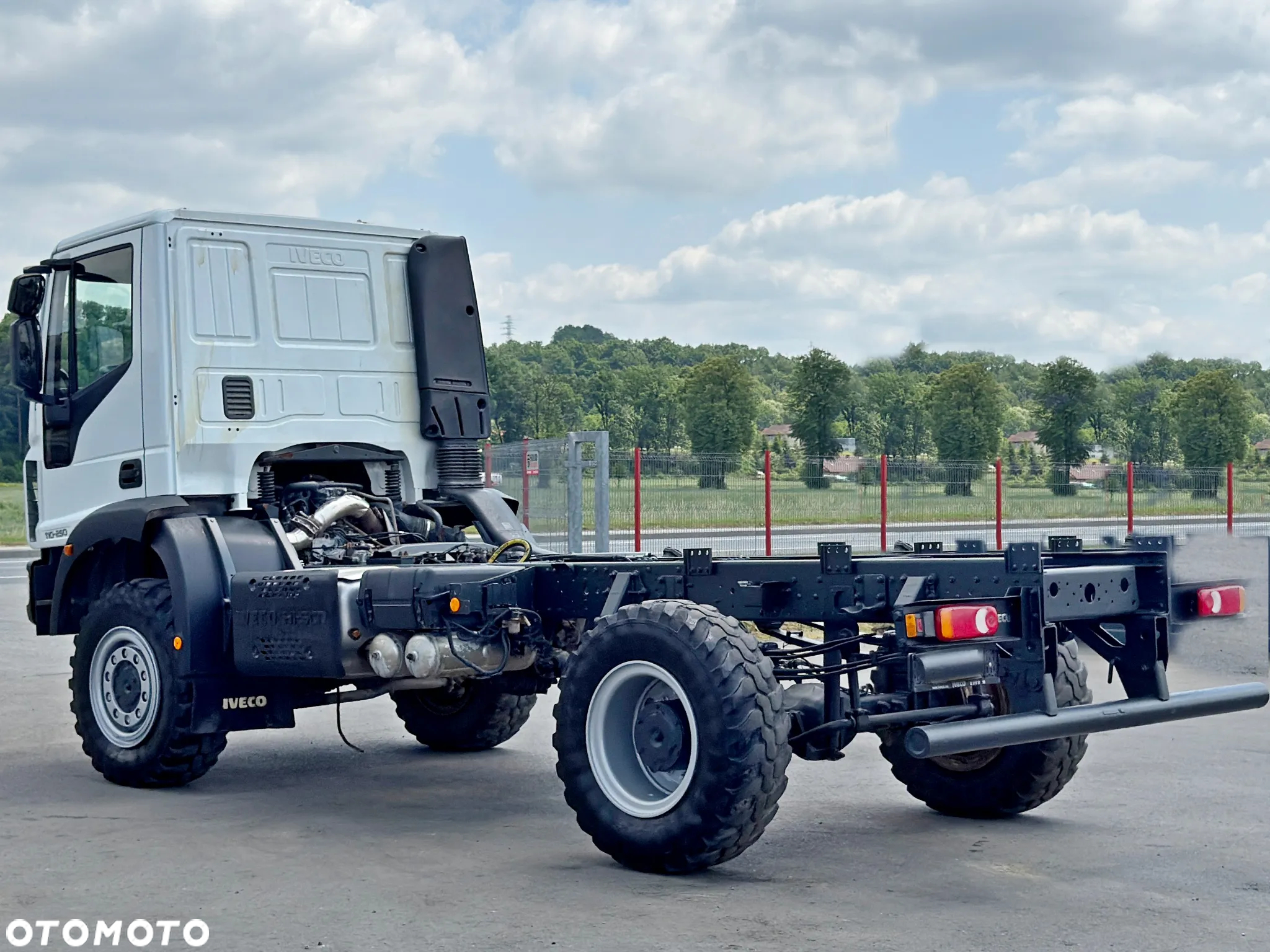 Iveco EUROCARGO 110 - 250* RAMA DO ZABUDOWY 4,60 m * STAN BDB / 4x4 - 5