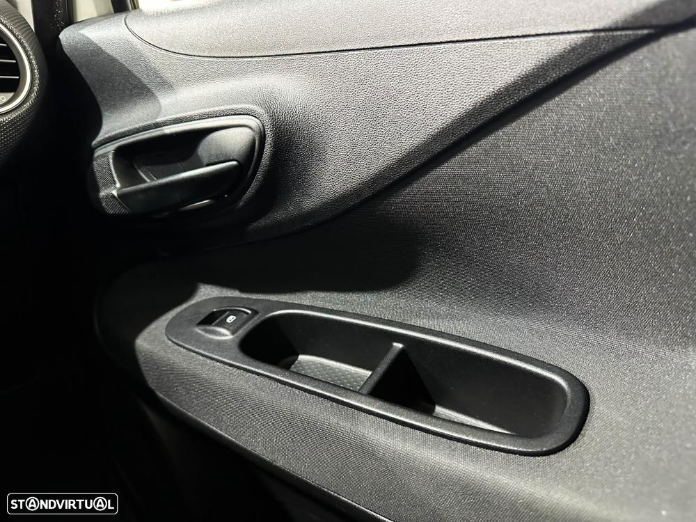 Fiat Punto 1.2 Lounge Start&Stop - 30