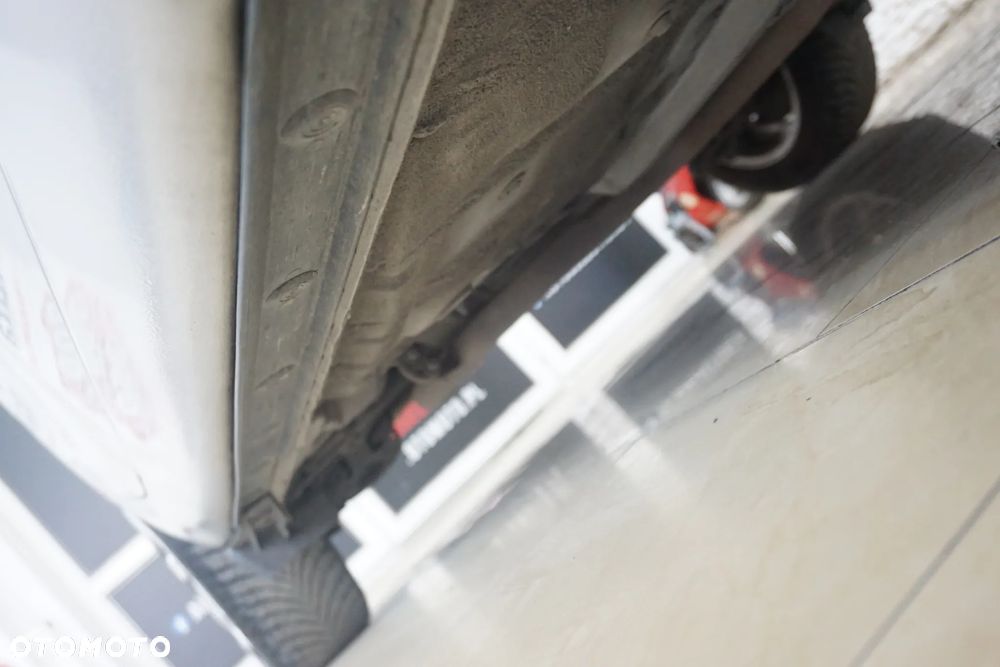 Toyota Yaris 1.33 VVT-i Comfort - 12