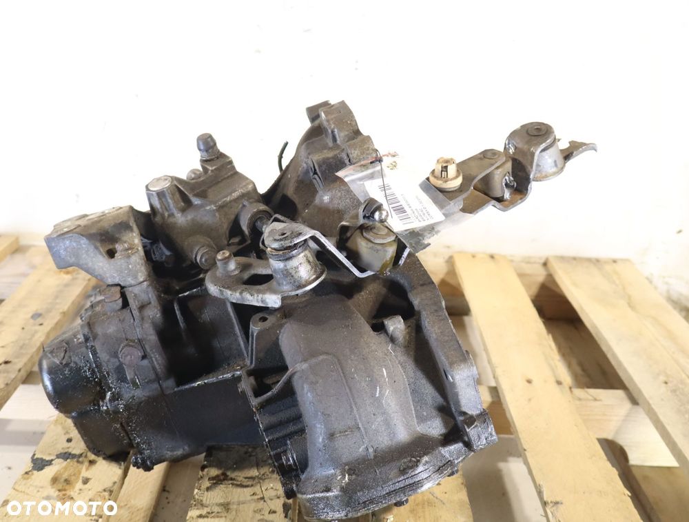 SKRZYNIA BIEGÓW 5 BIEGOWA OPEL CORSA D 1.3CDTI 55565178 - 4