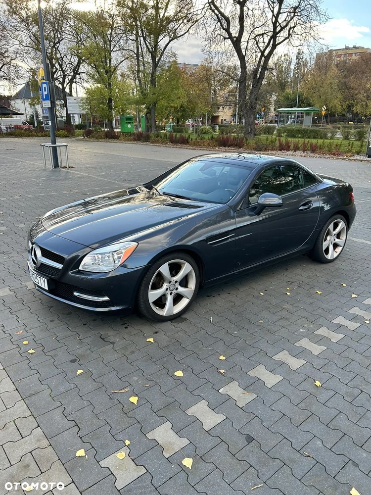 Mercedes-Benz SLK 350 (BlueEFFICIENCY) 7G-TRONIC - 7