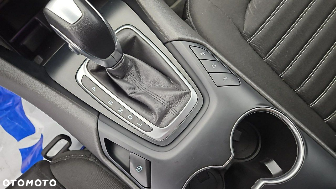 Ford Mondeo - 18