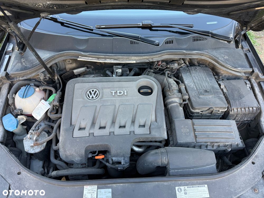Volkswagen Passat 2.0 TDI DPF Comfortline - 12
