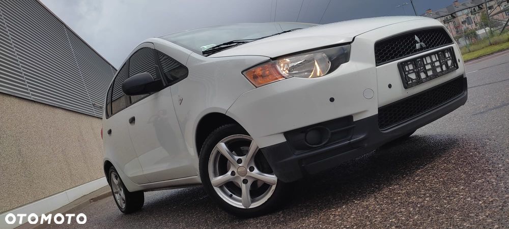 Mitsubishi Colt 1.3 Inform - 10