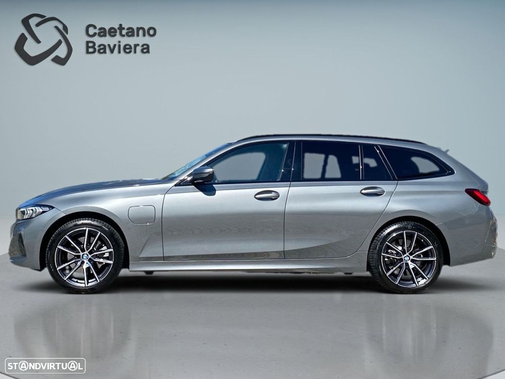 BMW 330 e Auto - 28