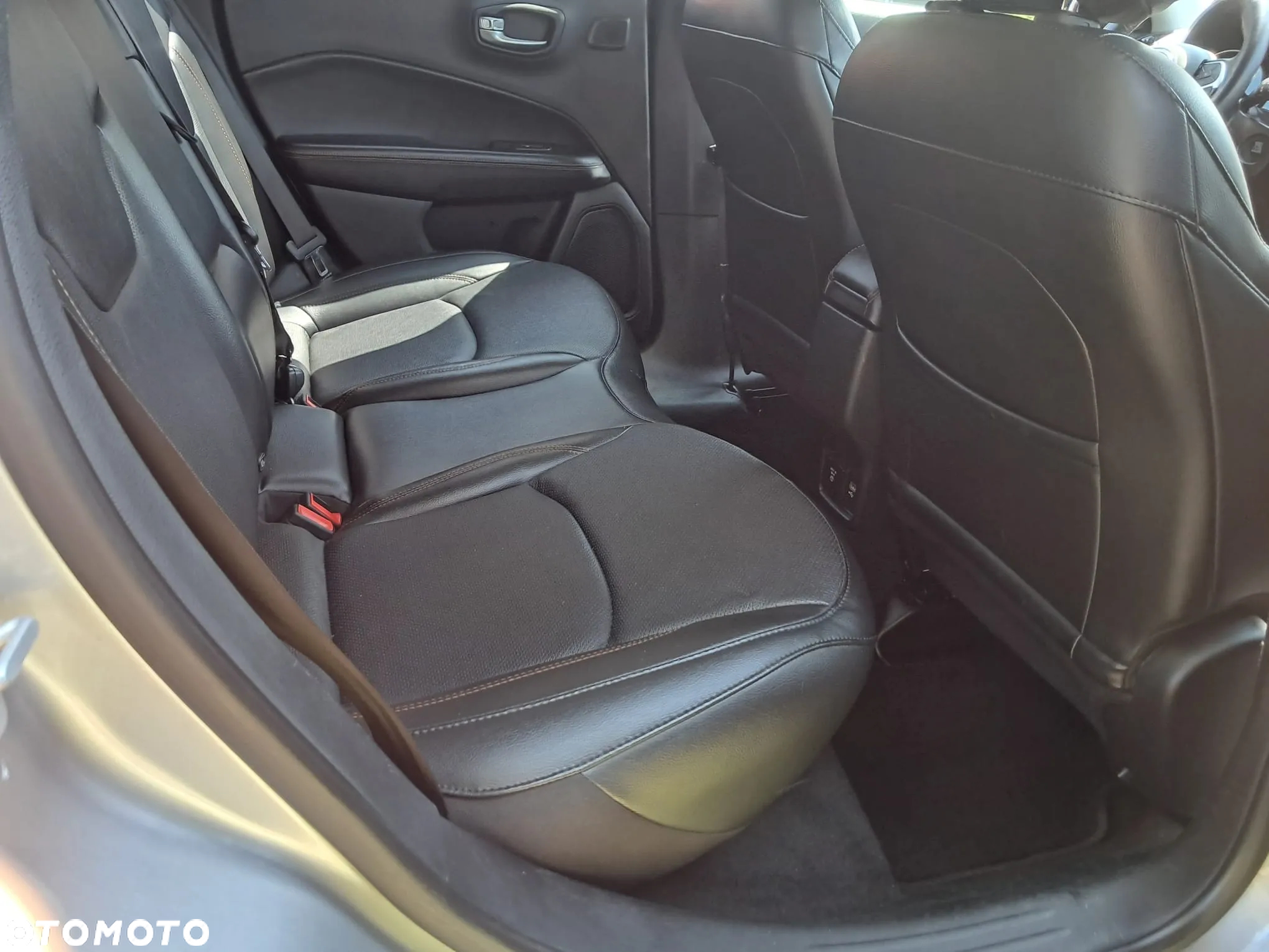 Jeep Compass 1.4 MultiAir Limited - 16