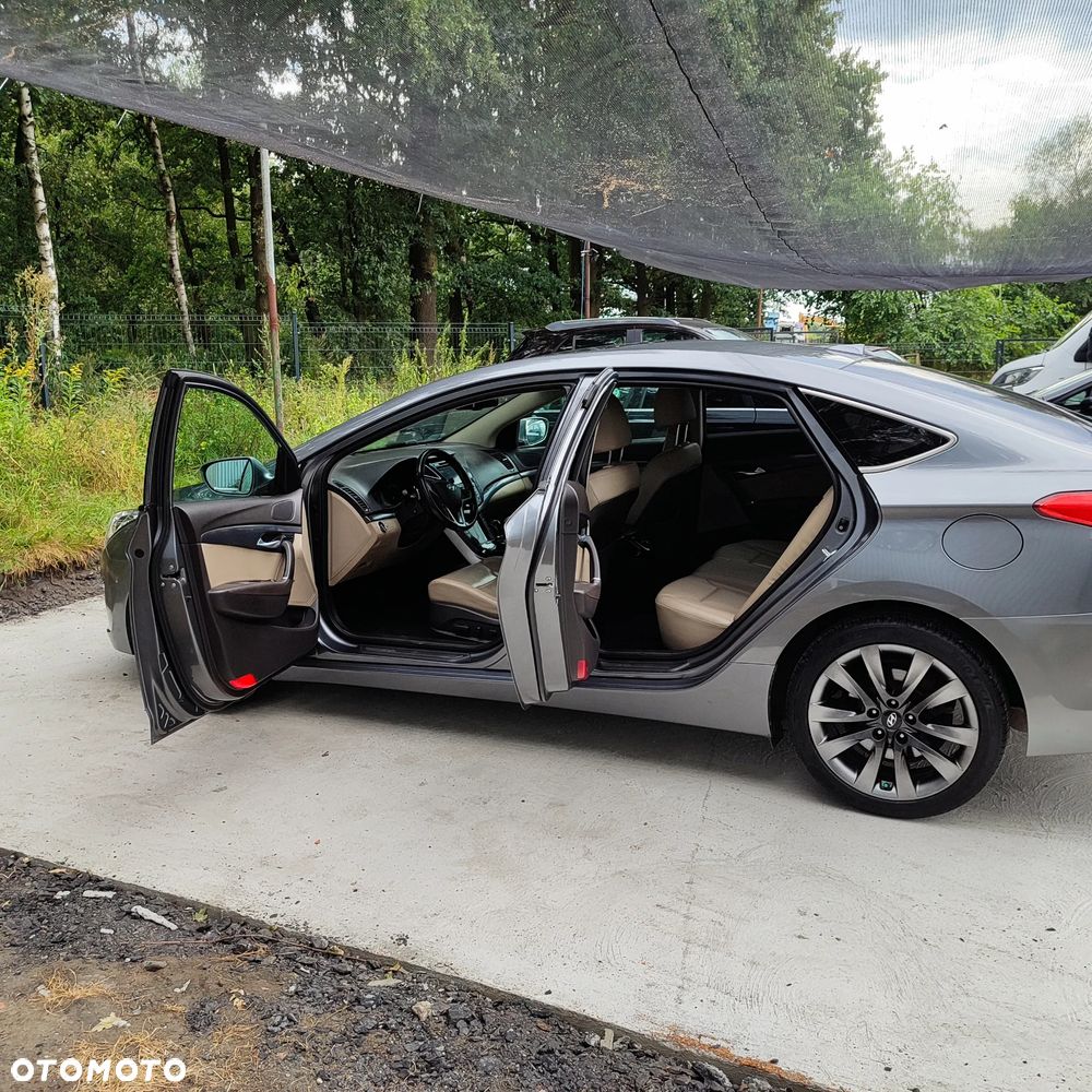 Hyundai i40 2.0 GDI Premium - 18