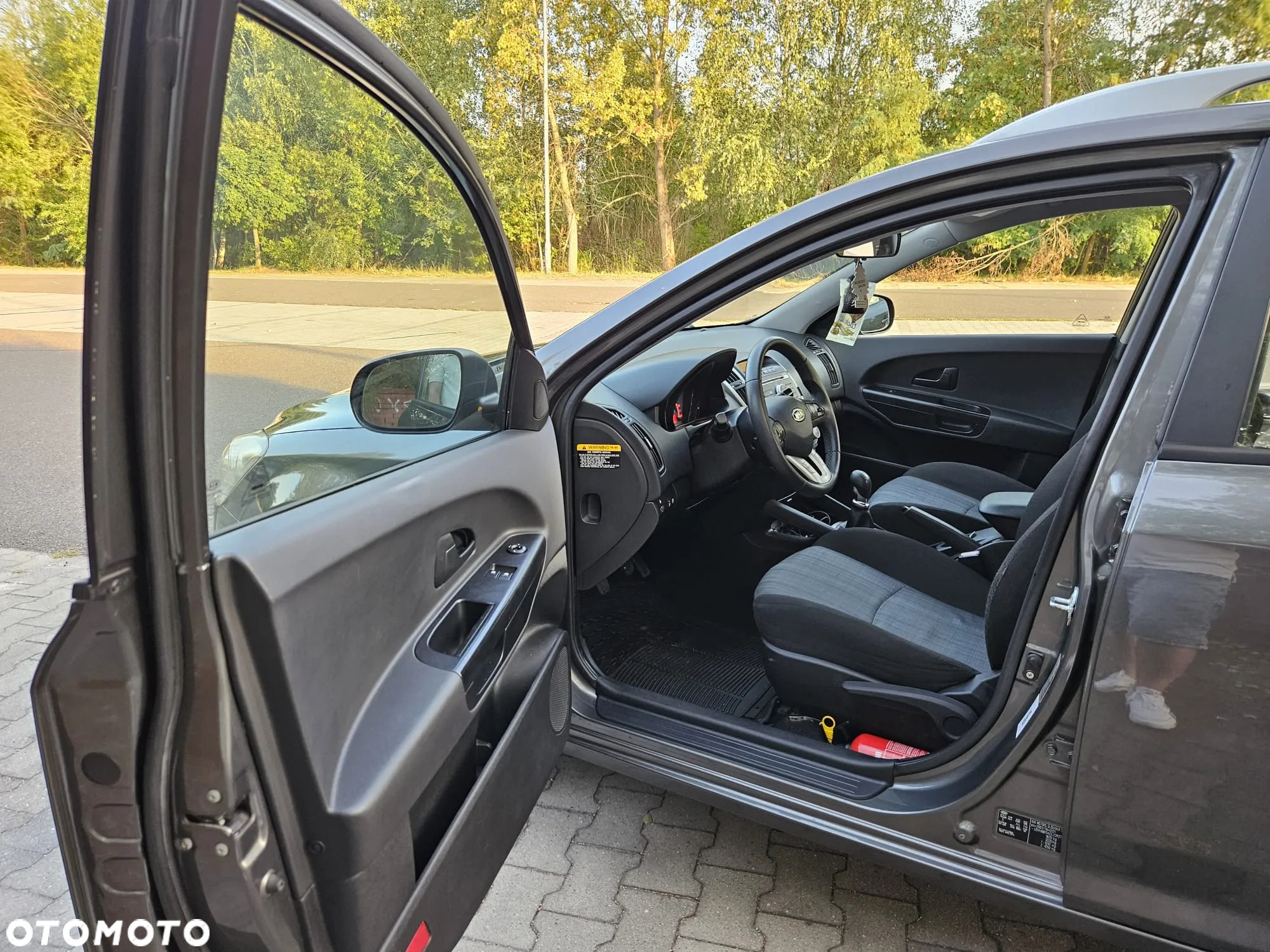 Kia Ceed 1.4 CVVT SW Dream-Team Edition - 22