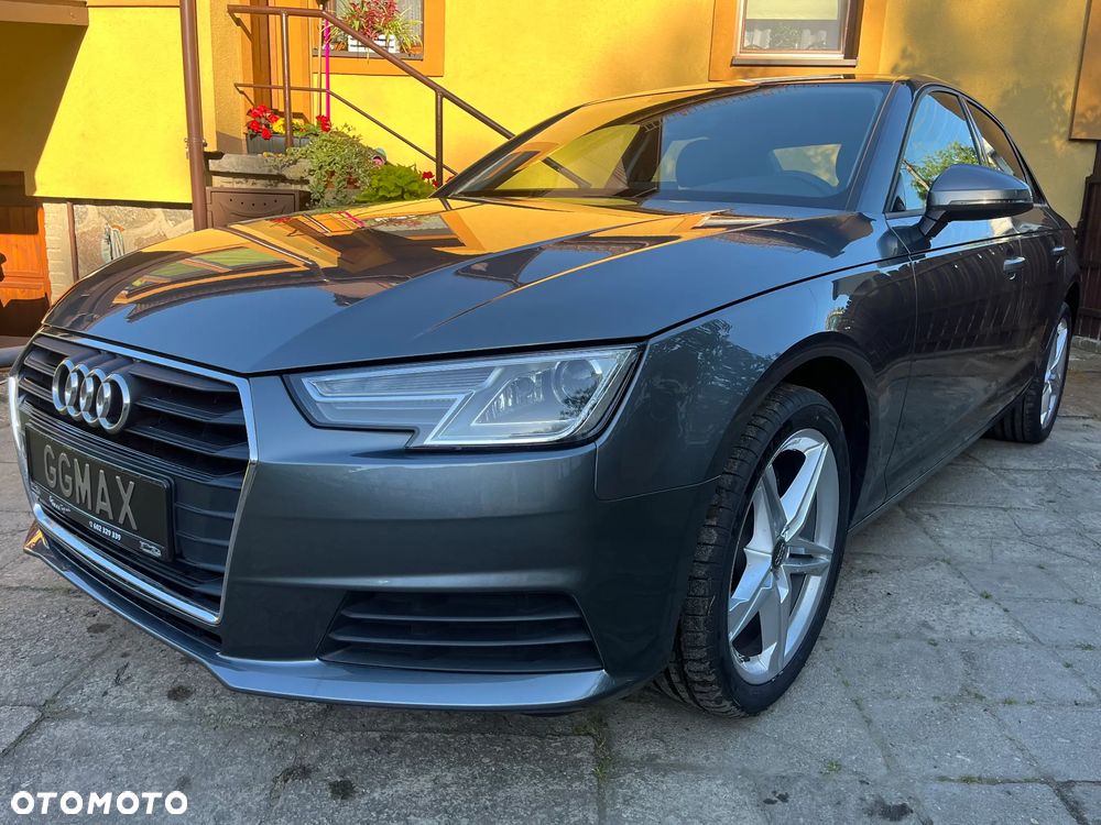 Audi A4 Limousine - 2