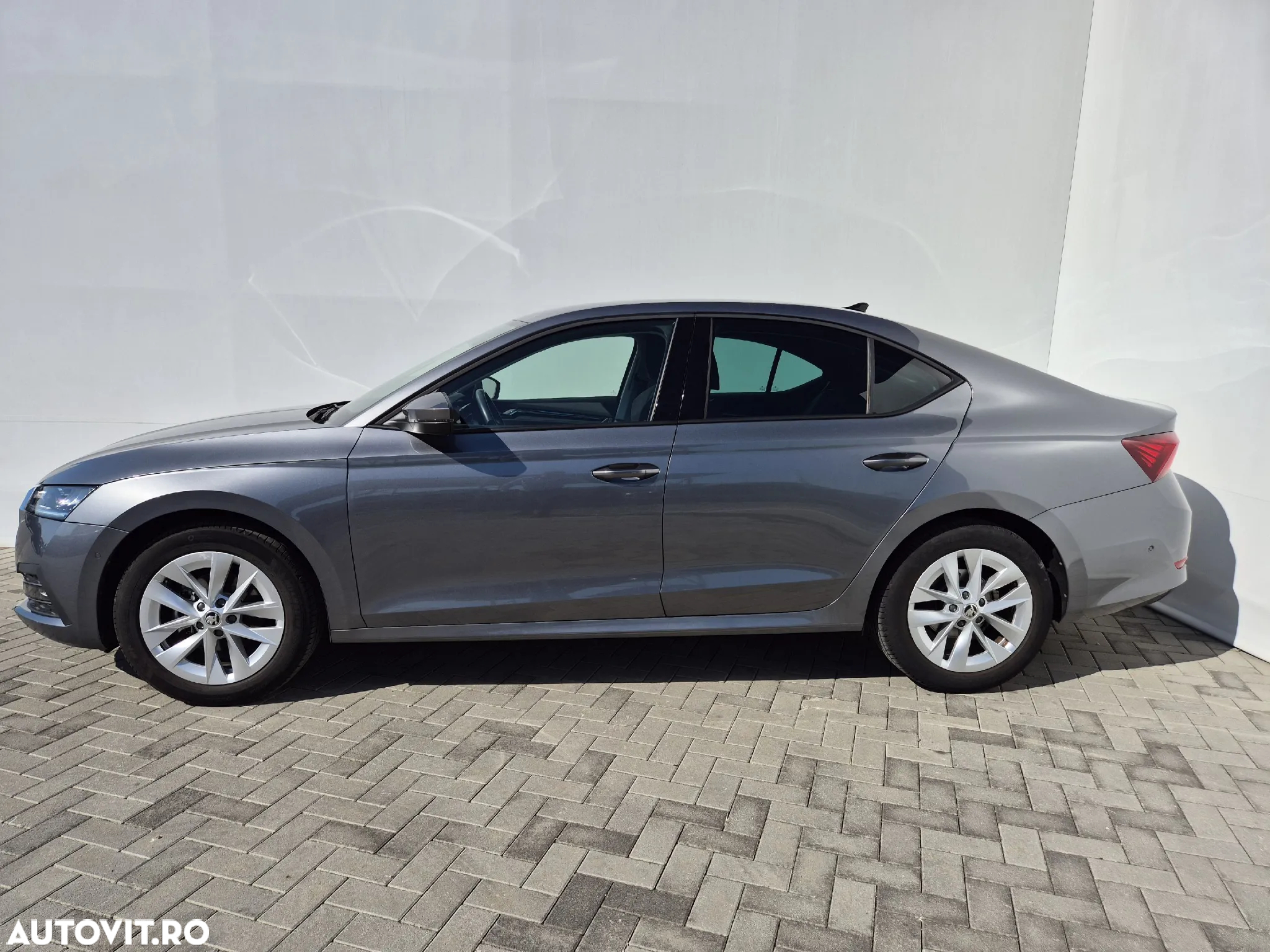 Skoda Octavia 1.0 TSI DSG Mild Hybrid Style - 2
