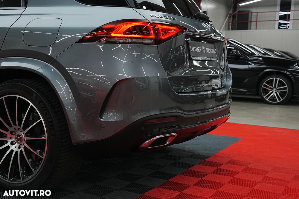 Mercedes-Benz GLE 350 e 4MATIC - 28