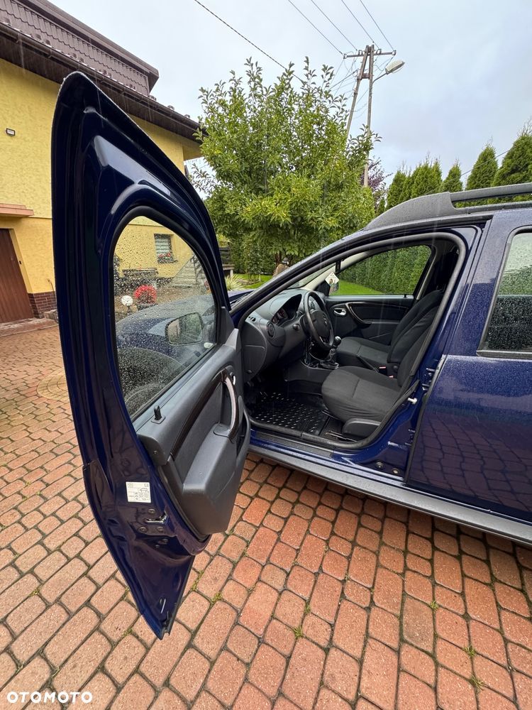 Dacia Duster 1.6 Laureate 4x4 - 9