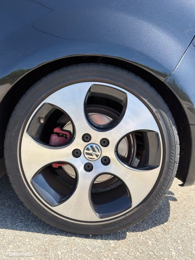 VW Golf 2.0 GTi - 8