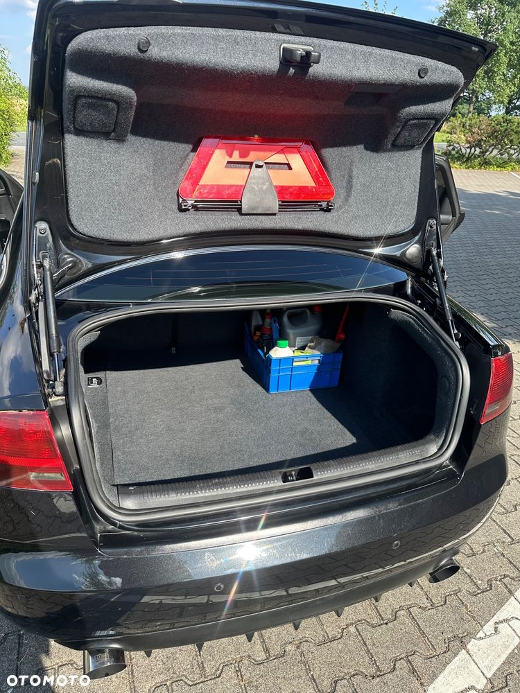 Audi A4 Limousine 2.0 T FSI quattro - 14