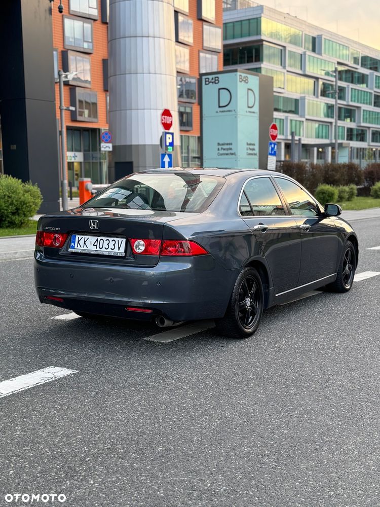 Honda Accord 2.0 i Comfort - 4