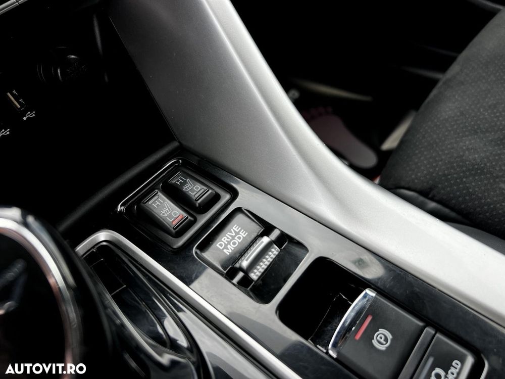 Mitsubishi Eclipse-Cross 4WD Select - 16
