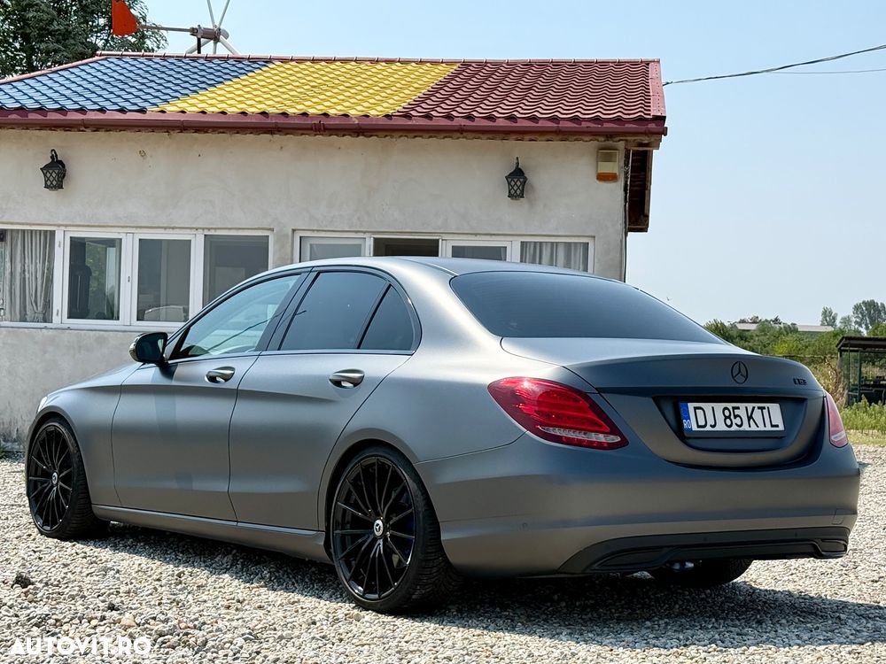 Mercedes-Benz C - 5