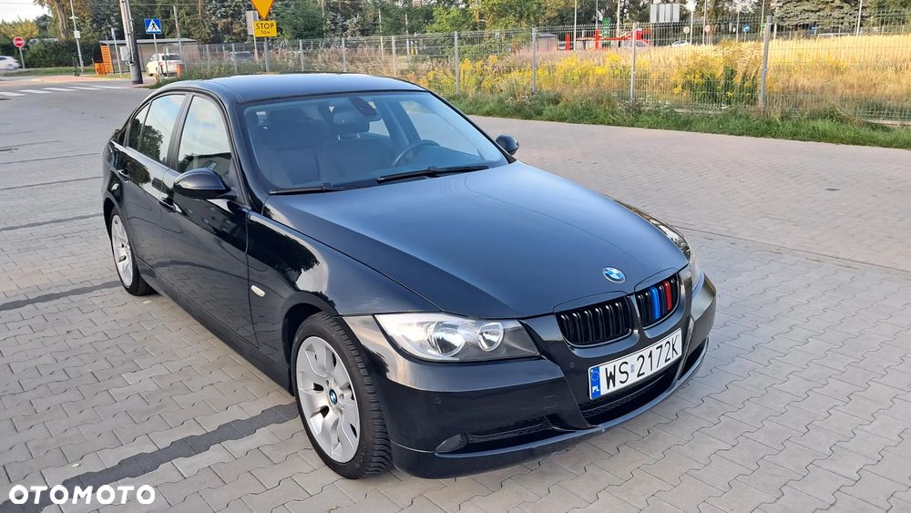 BMW Seria 3 320i - 16