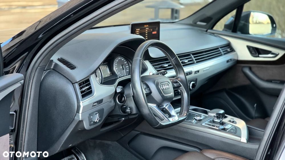 Audi SQ7 - 31