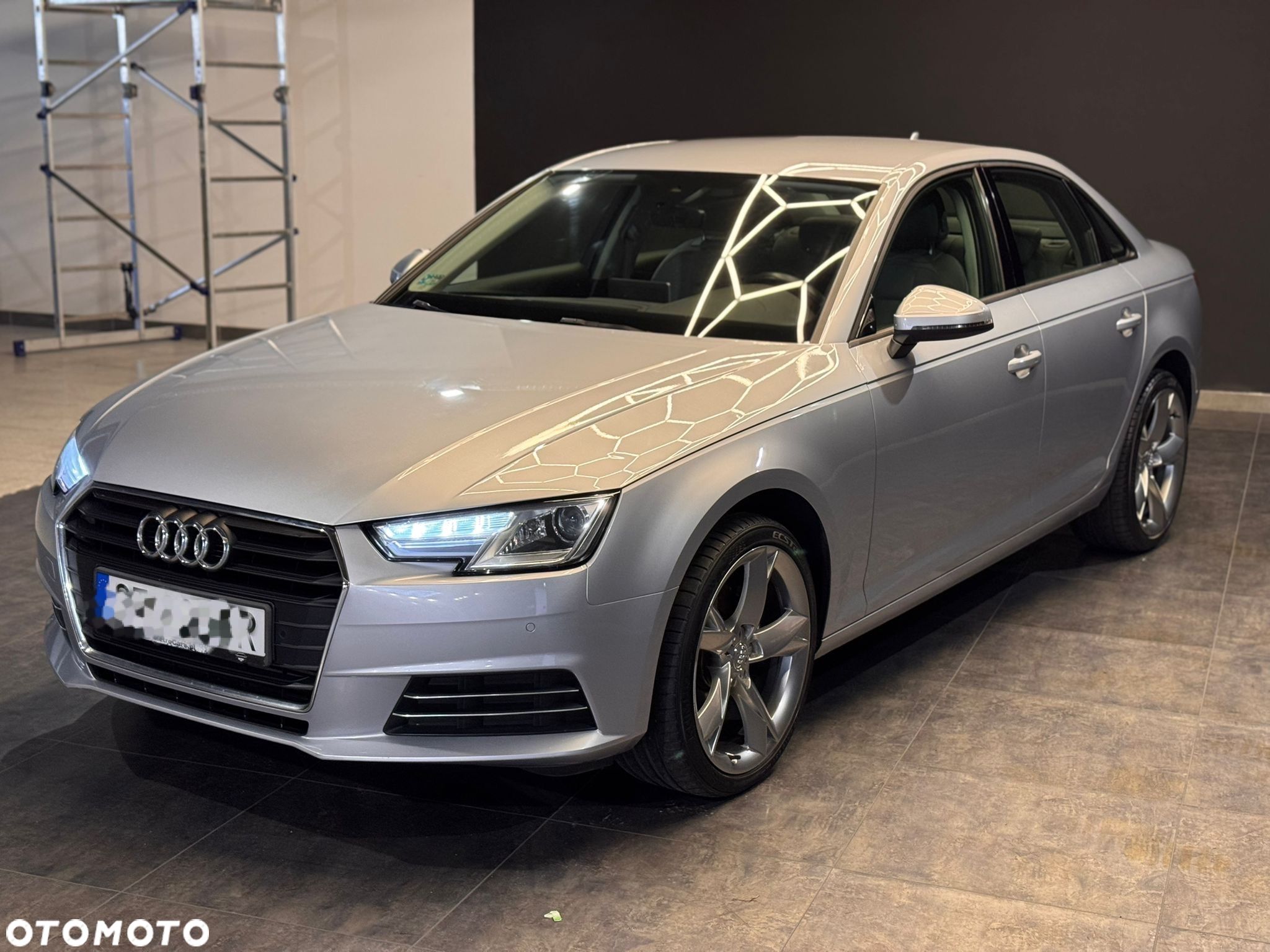 Audi A4 ver-2-0-tfsi-ultra-s-tronic - 1